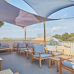 Camping Domaine Residentiel De Plein Air Odalys La Pinede