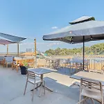 Domaine Residentiel De Plein Air Odalys La Pinede Camping 3*