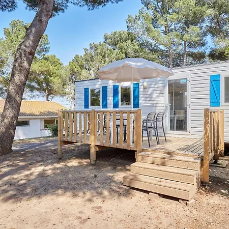 Camping Domaine Residentiel De Plein Air Odalys La Pinede
