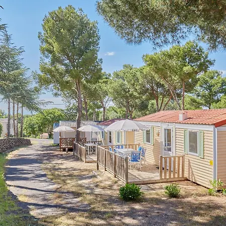 Camping Domaine Residentiel De Plein Air Odalys La Pinede Agde
