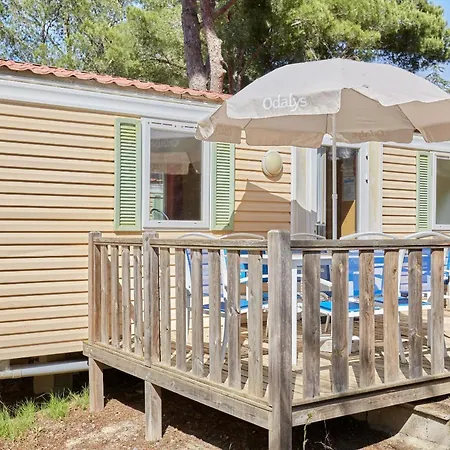 Domaine Residentiel De Plein Air Odalys La Pinede Agde