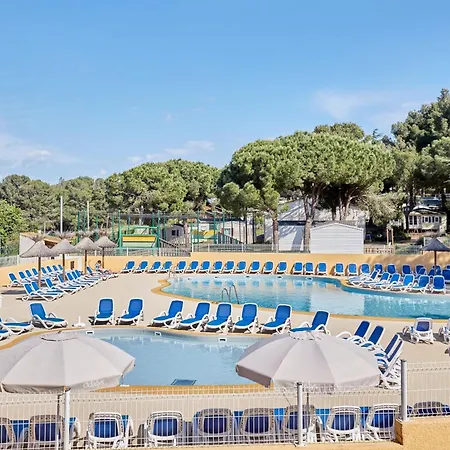 Domaine Résidentiel De Plein Air Odalys La Pinède 3* Agde