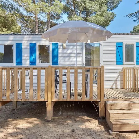 Domaine Résidentiel De Plein Air Odalys La Pinède Camping