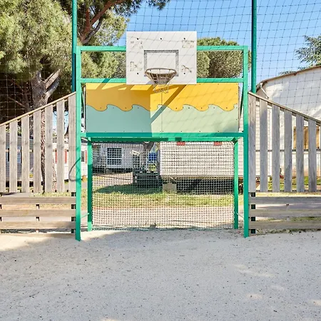 Domaine Residentiel De Plein Air Odalys La Pinede Camping 3*
