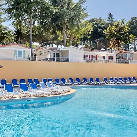 Кемпінг Domaine Residentiel De Plein Air Odalys La Pinede 3*