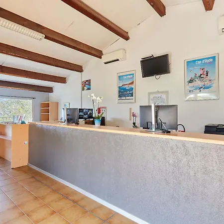 Domaine Résidentiel De Plein Air Odalys La Pinède Agde