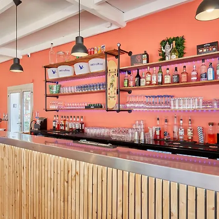 Domaine Résidentiel De Plein Air Odalys La Pinède 3* Agde