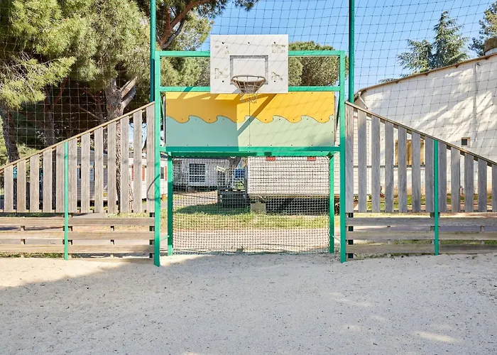 Domaine Residentiel De Plein Air Odalys La Pinede Campingplatz 3*